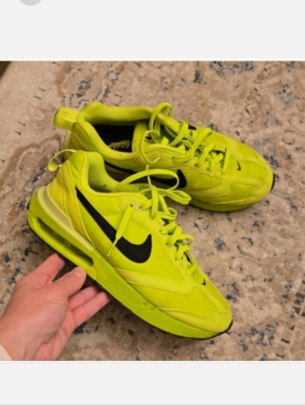 Nike Women Neon  Sneakers Size 8